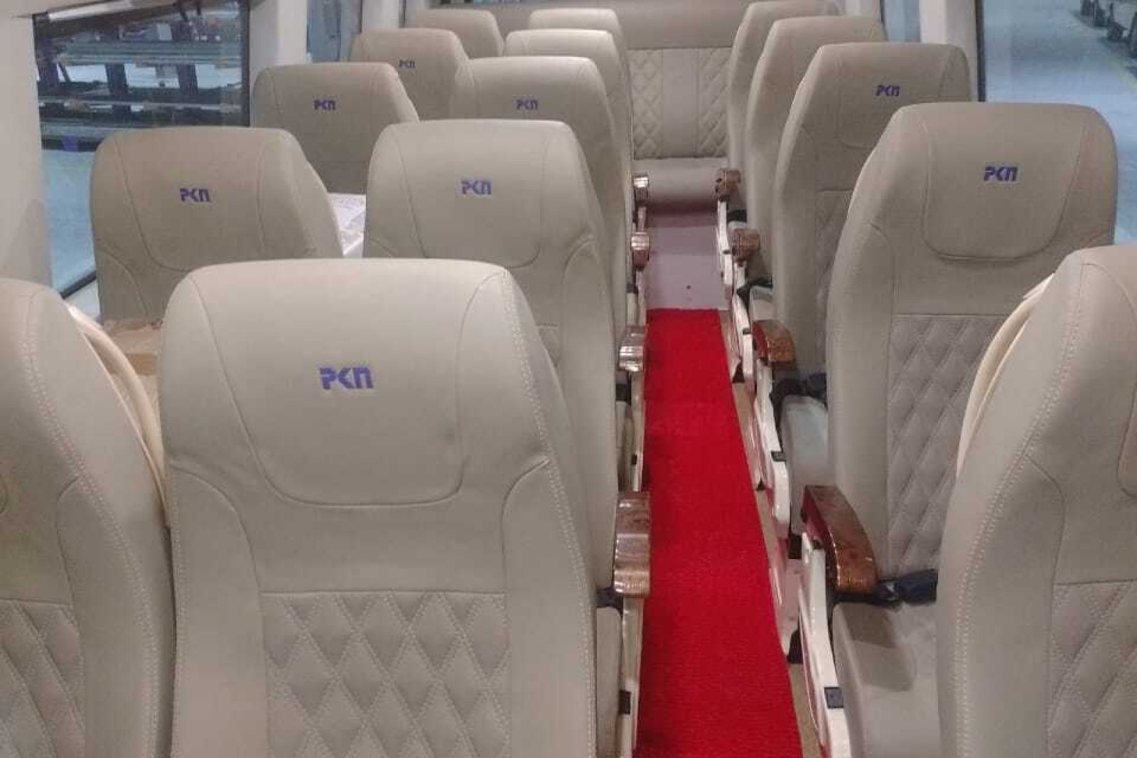 20 Seater Tempo Traveller