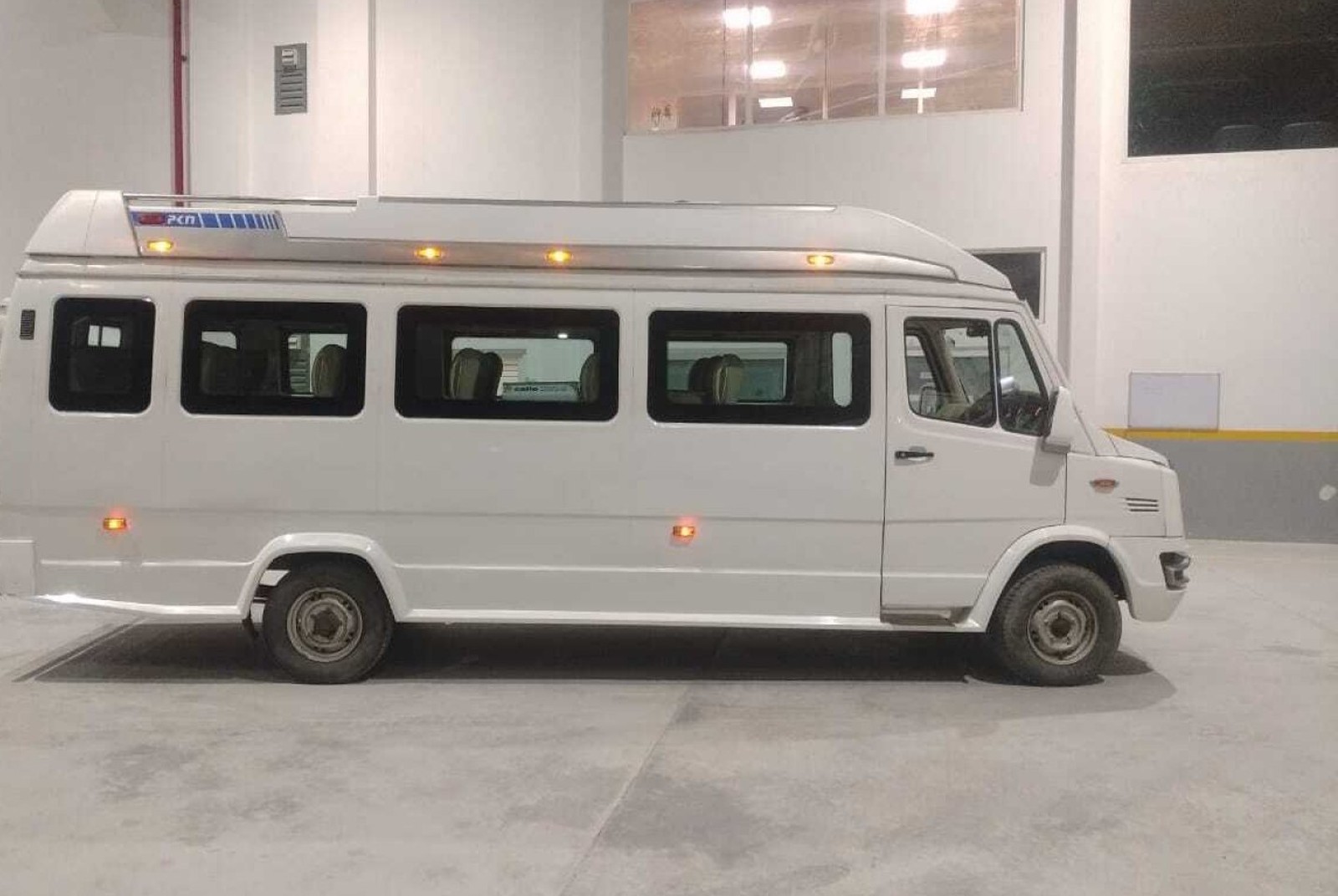 20 Seater Tempo Traveller