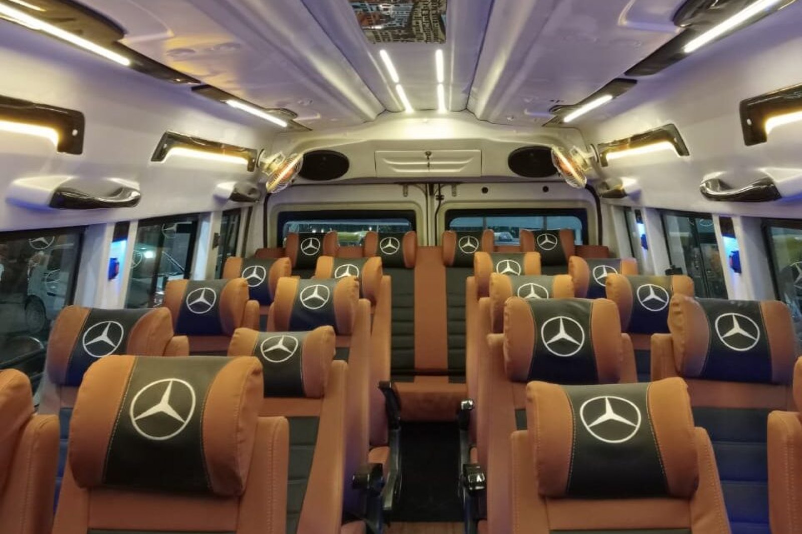 26 Seater Tempo Traveller