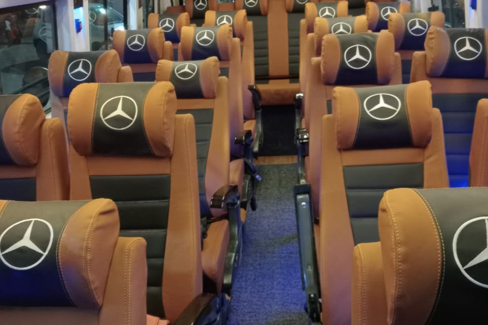 26 Seater Tempo Traveller